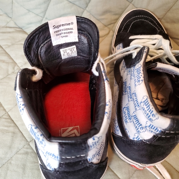 SUPREME X Vans X White Castle  sz 9 old school high tops - Picture 3 of 11